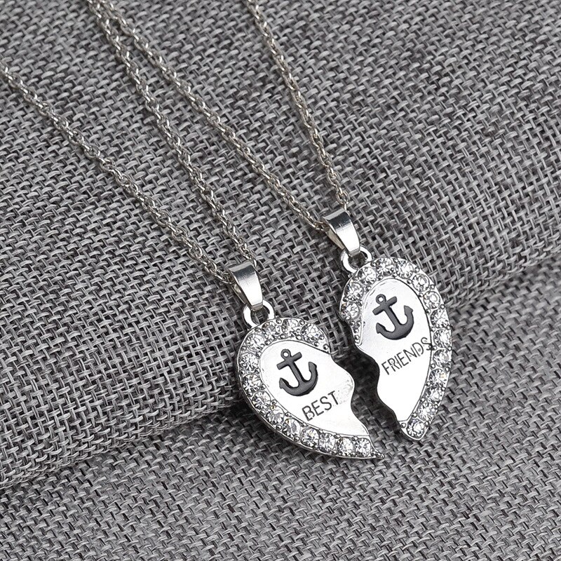 Couple Pendant Necklace Set