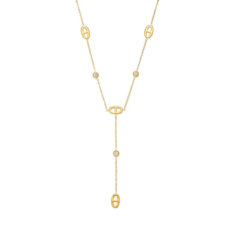 French-style minimalist white diamond pig-nose titanium steel women's exquisite, simple, versatile, high-end collar chain set
