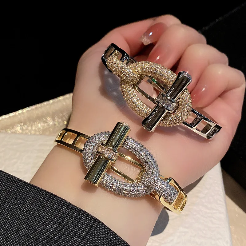 New Arrival High Quality Male Female Pig Nose Bracelet Personality Chunky Bangle New Arrival High Quality Male Female Pig Nose Bracelet Personality Chunky Bangle