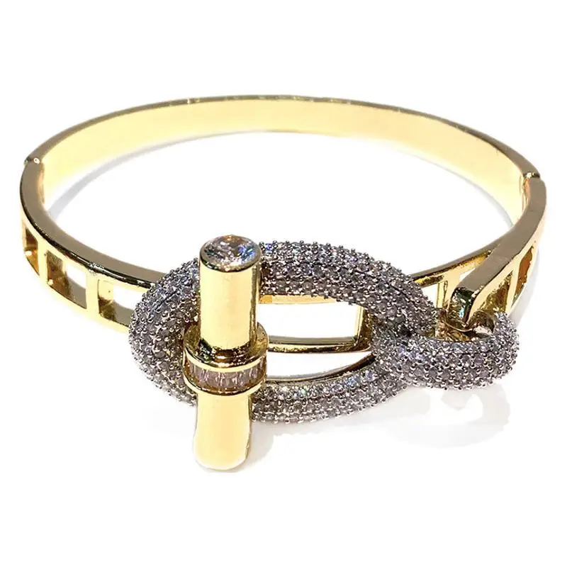 New Arrival High Quality Male Female Pig Nose Bracelet Personality Chunky Bangle New Arrival High Quality Male Female Pig Nose Bracelet Personality Chunky Bangle