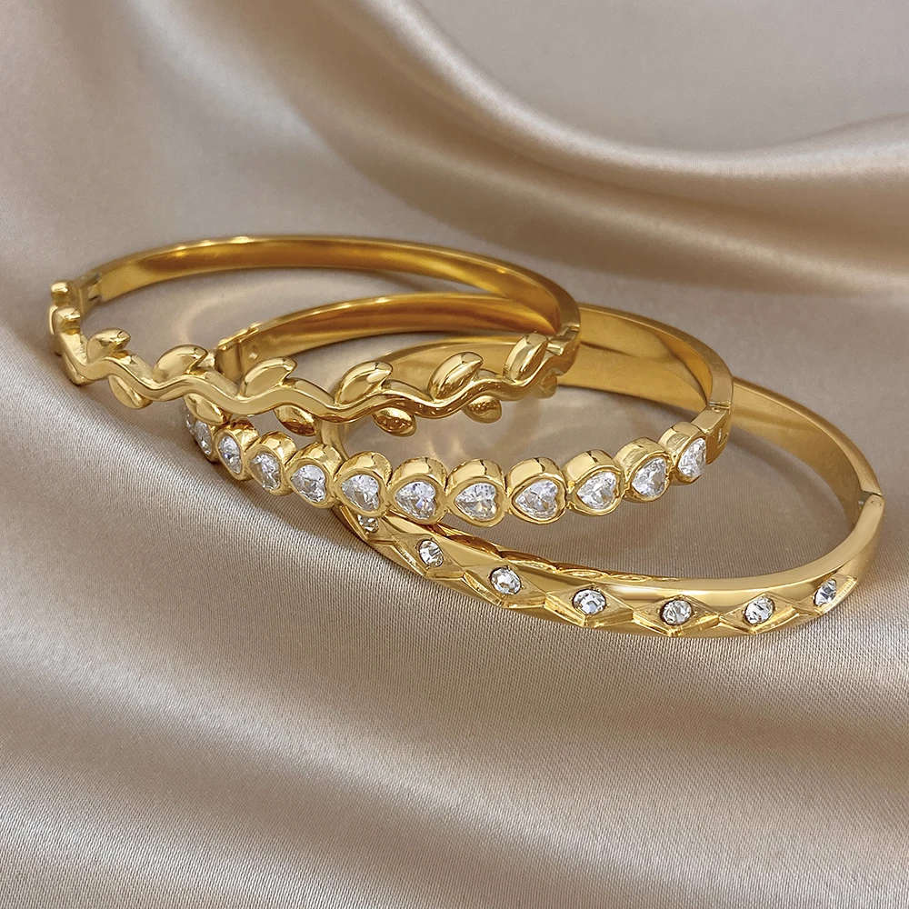 3pcs/set Leaf-shaped Wavy Open Bracelet Plated Gold Love Shape Rhinestone Inlaid Women's Stainless Steel Versatile Cuff Bangles