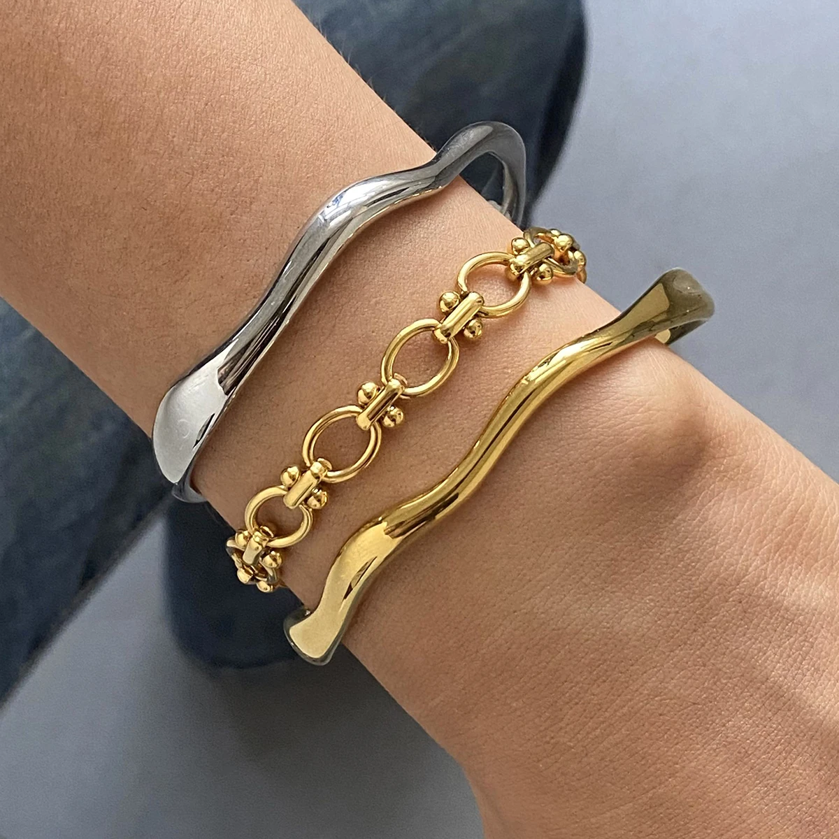 Uworld Gold Color Shiny Thick Round Bangle Cuff Circle Shaped Stacking Bracelets Waterproof Simple Ethnic Minimal Arm Party Bang Uworld Gold Color Shiny Thick Round Bangle Cuff Circle Shaped Stacking Bracelets Waterproof Simple Ethnic Minimal Arm Party Bang