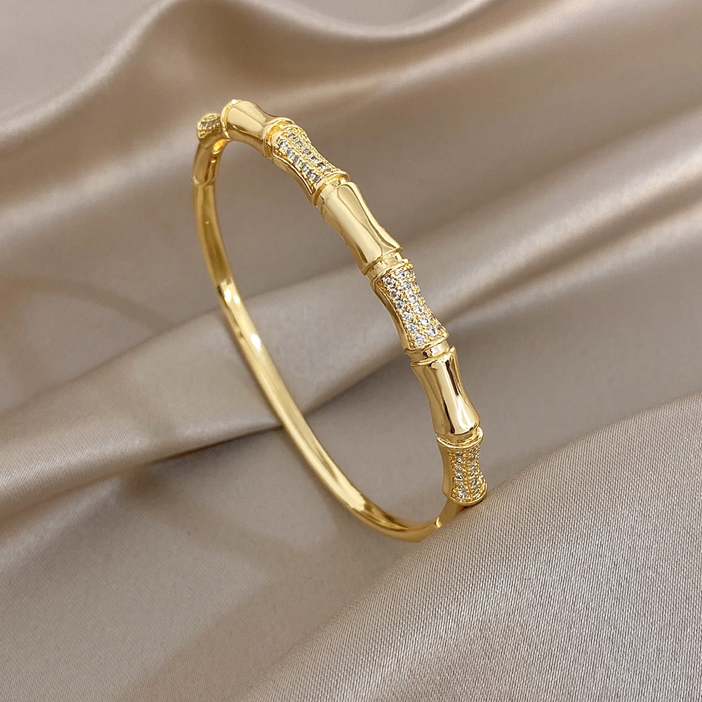 Elegant Diamond-encrusted Bone Bamboo Joint Shape Cuff Bracelet For Women Classic Plated Gold Shiny Temperament Jewelry Set