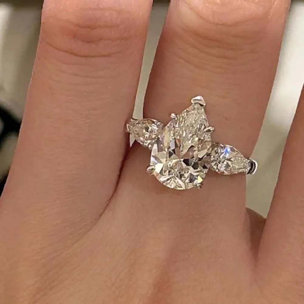 1-5CT Pear Cut Miossanite Ring Certified 925 Sterling Silver Plated 18K D VVS1 Lab Diamond Wedding Engagement Band for Women