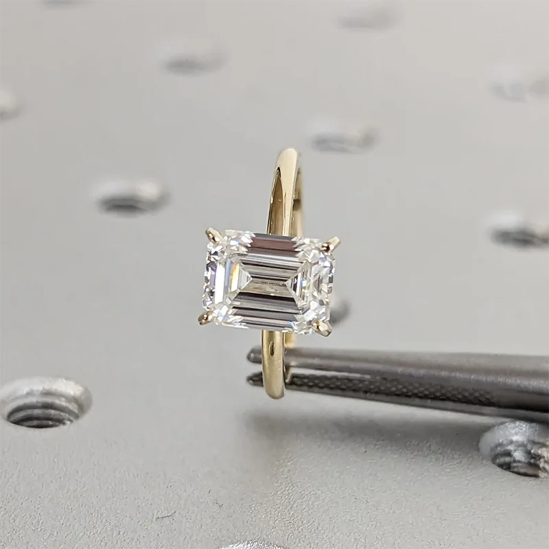 High Quality Emerald Cut 1ct 2ct 3ct Moissanite Solitaire Ring 925 Sterling Silver Engagement Rings for Woman Girl Birthday Gift High Quality Emerald Cut 1ct 2ct 3ct Moissanite Solitaire Ring 925 Sterling Silver Engagement Rings for Woman Girl Birthday Gift