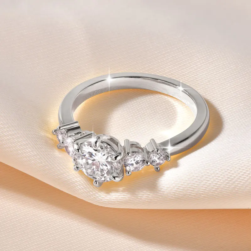 Rrjzz 1CT D Color VVS1 Round Cut Lab Imitation Diamond Moissanite Engagement Ring with GRA 14k Gold Plated  Women Wedding Ring