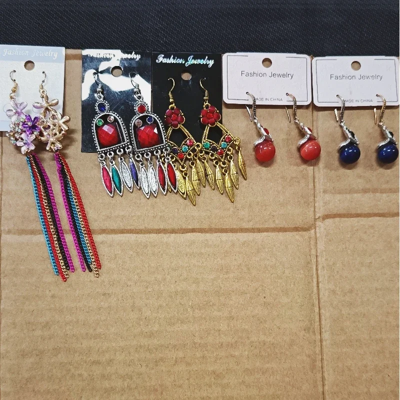 Random 1/10/30/50 Piece Pretty Jewelry Pack Necklace Earrings Rings Bracelets Pendant Women Beautiful Gift