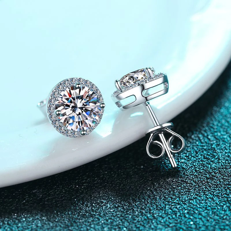 NeeTim 1ct D Color VVS1 Moissanite Jewelry Set 925 Silver with White Gold Plated Pendant Necklace Stud Earrings Sets for Women