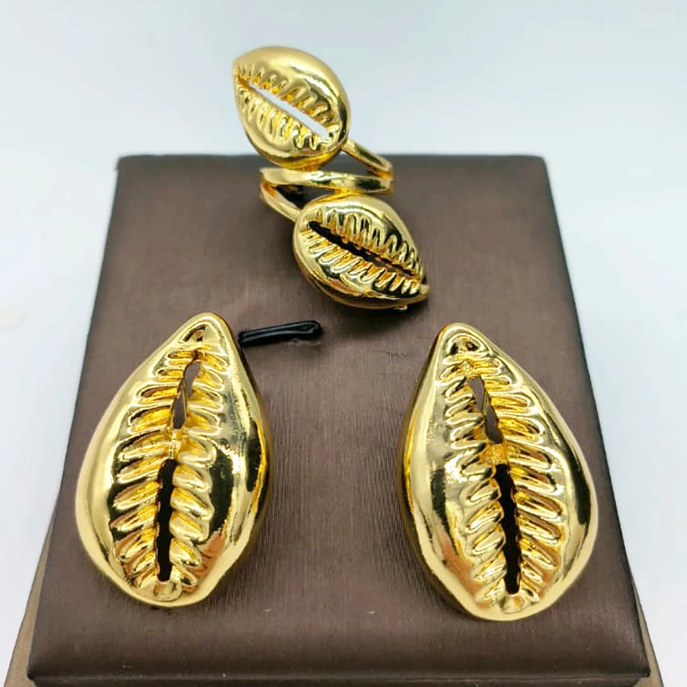 Dubai Golden Jewelry Set 18K Gold Plated Earrings and Ring for Women Wedding Bride Gift Arabic Nigerian Jewellery Accessories