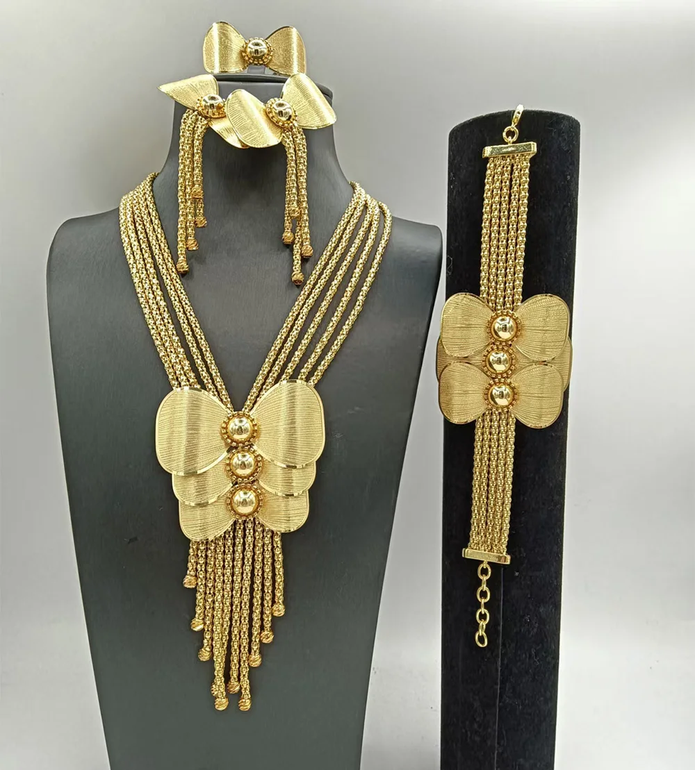 High Quality Classic 4pcs 2 Rows African Dubai Jewelry Set For Women Wedding Party Cubic Zircon Halloween Party Jewelry Gift High Quality Classic 4pcs 2 Rows African Dubai Jewelry Set For Women Wedding Party Cubic Zircon Halloween Party Jewelry Gift