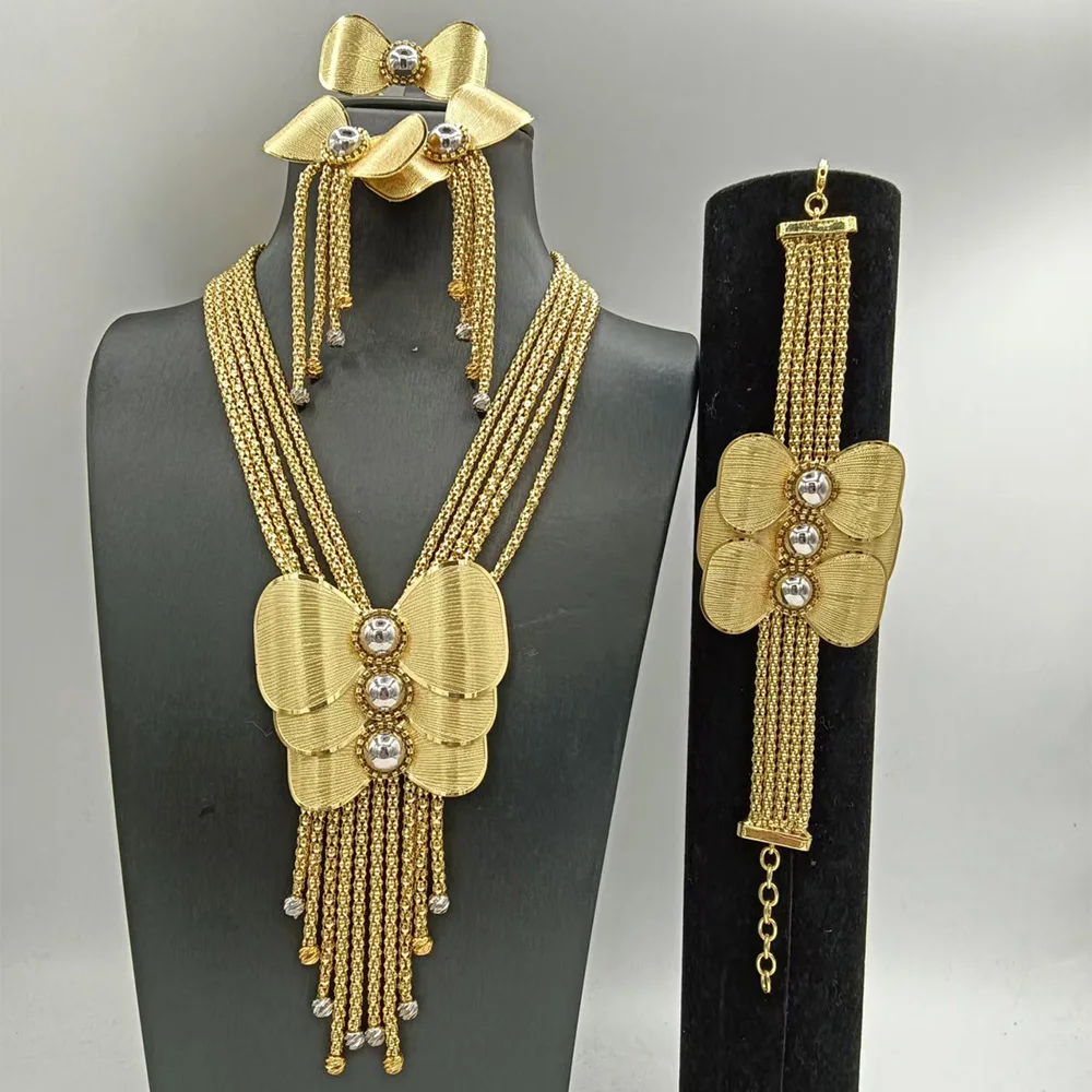 High Quality Classic 4pcs 2 Rows African Dubai Jewelry Set For Women Wedding Party Cubic Zircon Halloween Party Jewelry Gift High Quality Classic 4pcs 2 Rows African Dubai Jewelry Set For Women Wedding Party Cubic Zircon Halloween Party Jewelry Gift