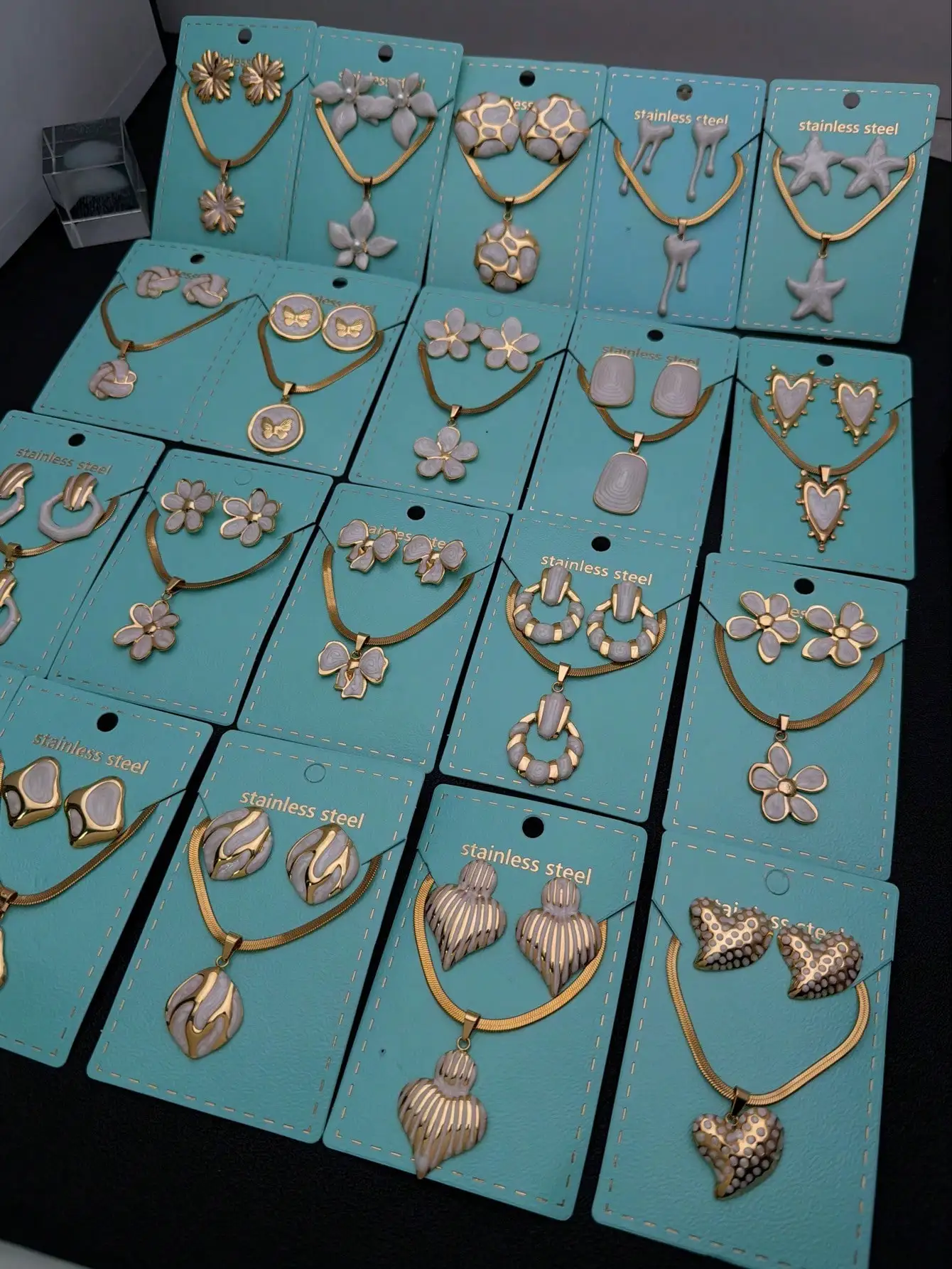 24PCS-8SET Stainless Steel Jewelry Set Women Flower Butterfly Heart Shell Earrings Necklace Cute Korean Fashion Accessories Gift 24PCS-8SET Stainless Steel Jewelry Set Women Flower Butterfly Heart Shell Earrings Necklace Cute Korean Fashion Accessories Gift