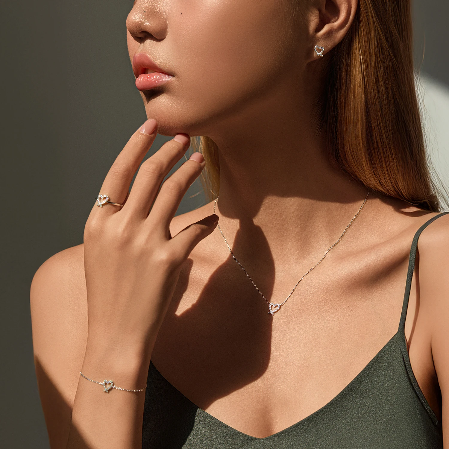 MODIAN Sparkle Moissanite Sets 925 Sterling Silver Sweet Irregular Heart Earrings Ring Bracelet Necklace For Women Jewelry Sets MODIAN Sparkle Moissanite Sets 925 Sterling Silver Sweet Irregular Heart Earrings Ring Bracelet Necklace For Women Jewelry Sets