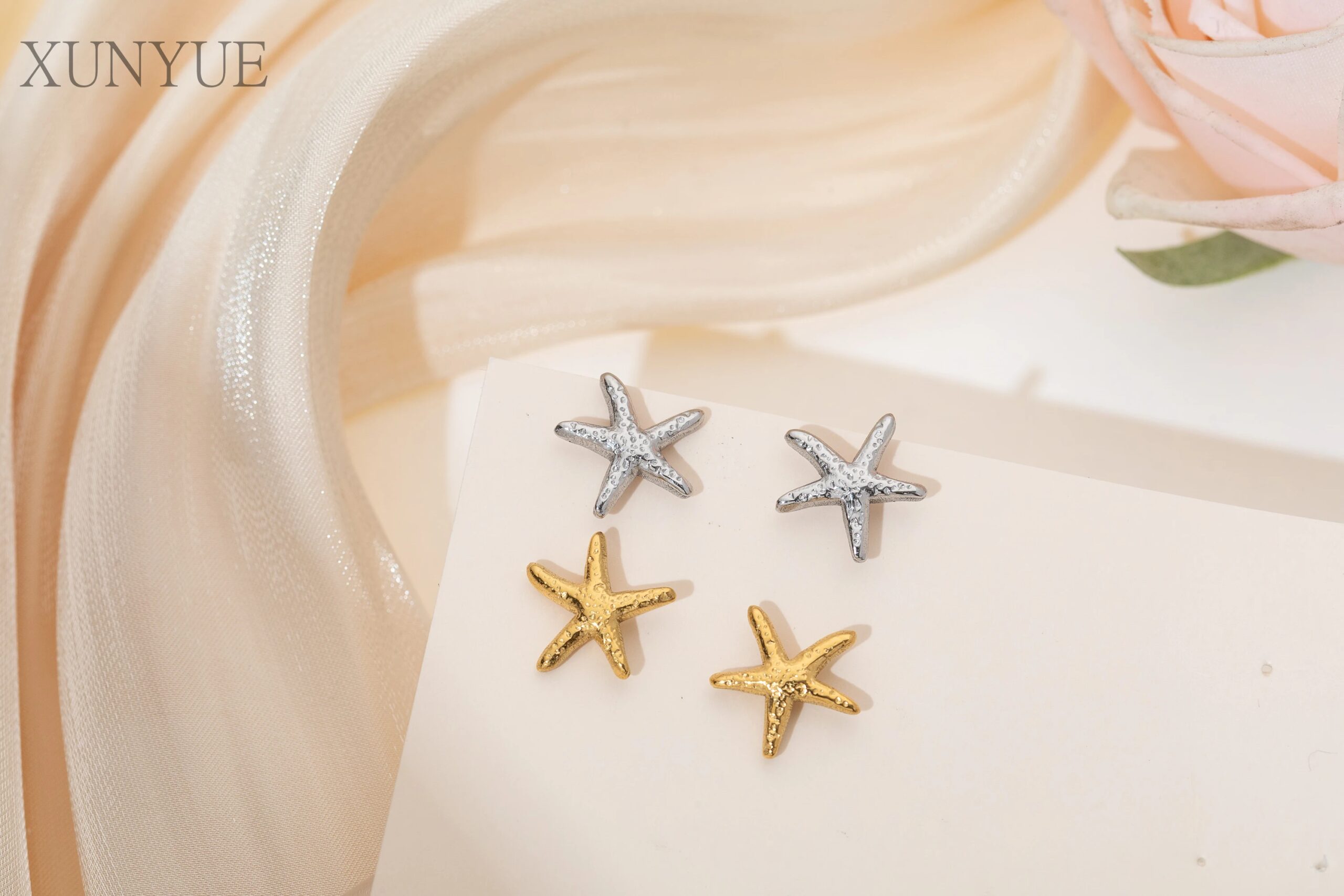 Xunyue Cute Fashion Design Girl Jewelry For Beach Solid  Plated Starfish Stud Earrings for Daily Wear