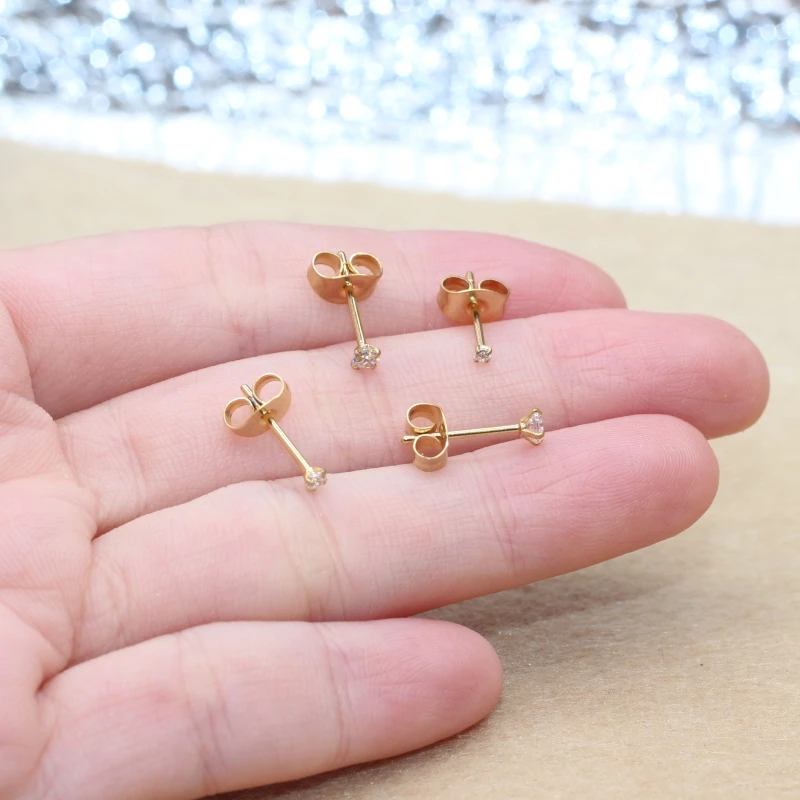 Super Mini 1.5MM 2MM Zircons Stainless Steel Push Back Stud Earrinngs For Men Women 2PC Delicate Jewerlry Super Mini 1.5MM 2MM Zircons Stainless Steel Push Back Stud Earrinngs For Men Women 2PC Delicate Jewerlry