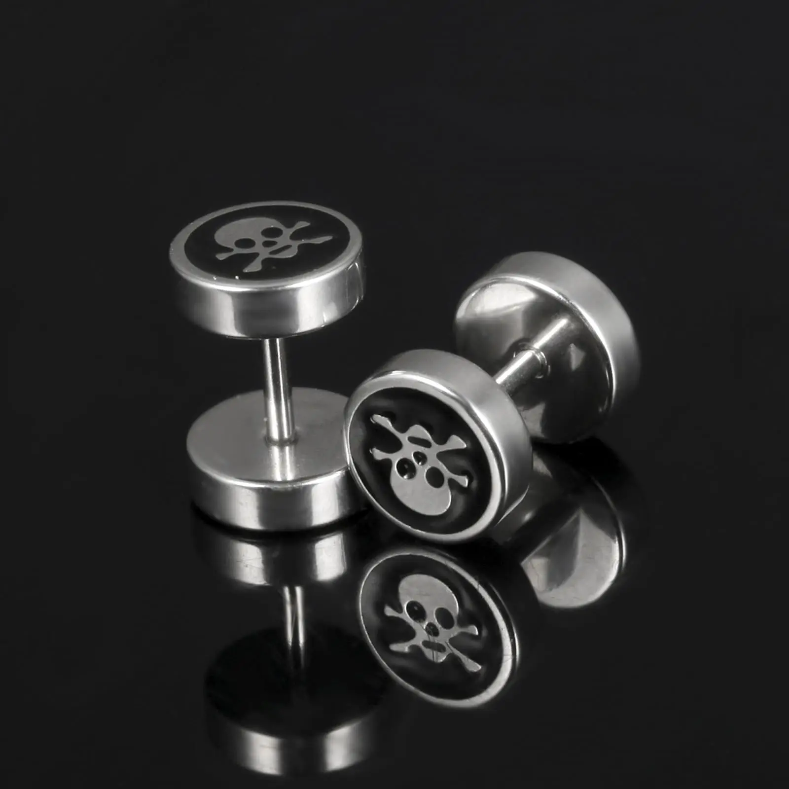 Hypoallergenic Stainless Steel black Pirate Skull Circle stud earrings Gothic Punk Halloween Decorative Jewelry For Men Women Hypoallergenic Stainless Steel black Pirate Skull Circle stud earrings Gothic Punk Halloween Decorative Jewelry For Men Women