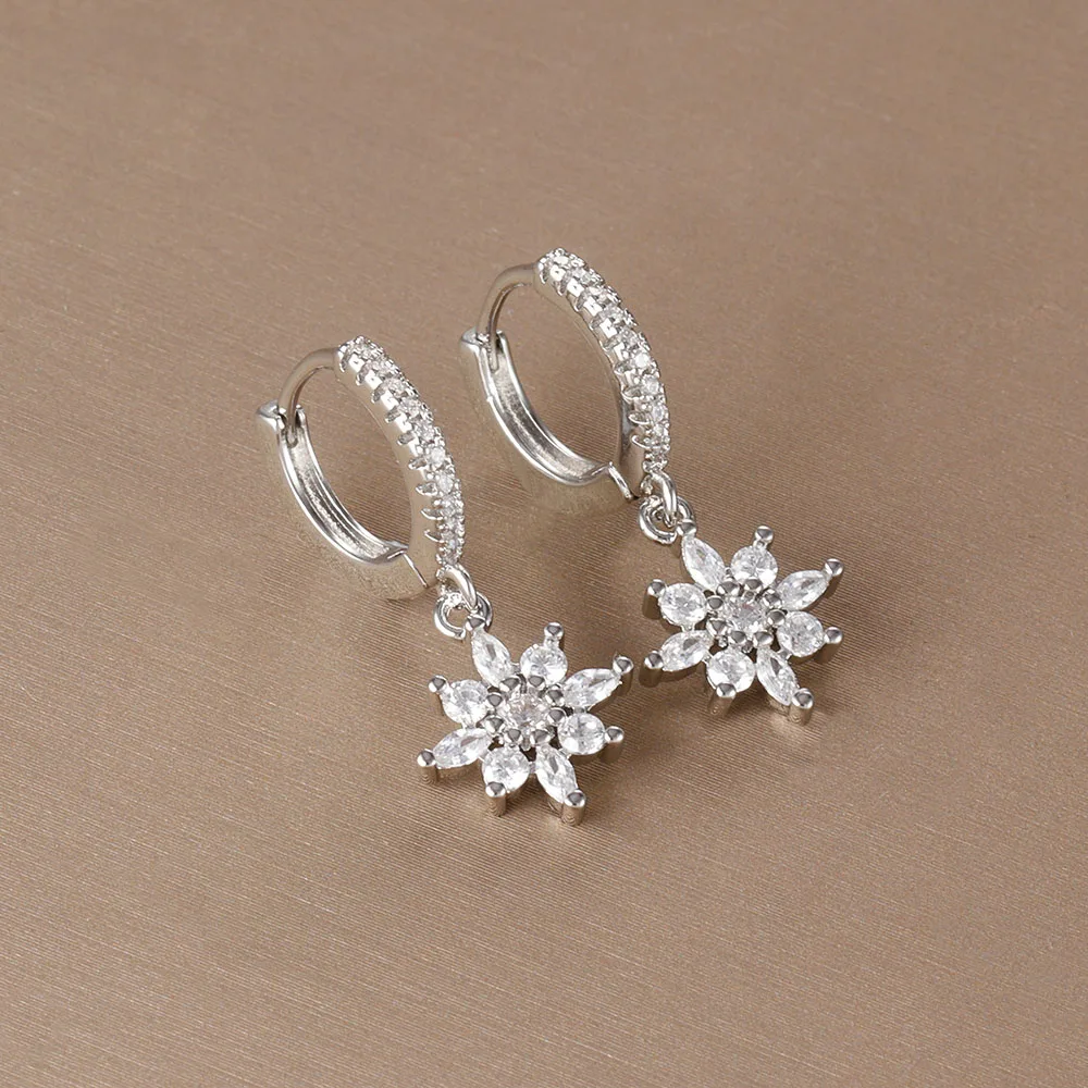 Luxury Stainless Steel Star Dangle Earrings For Women Sparkling Zircons Geometric Ear Piercing Earring Fashion Jewelry aretes