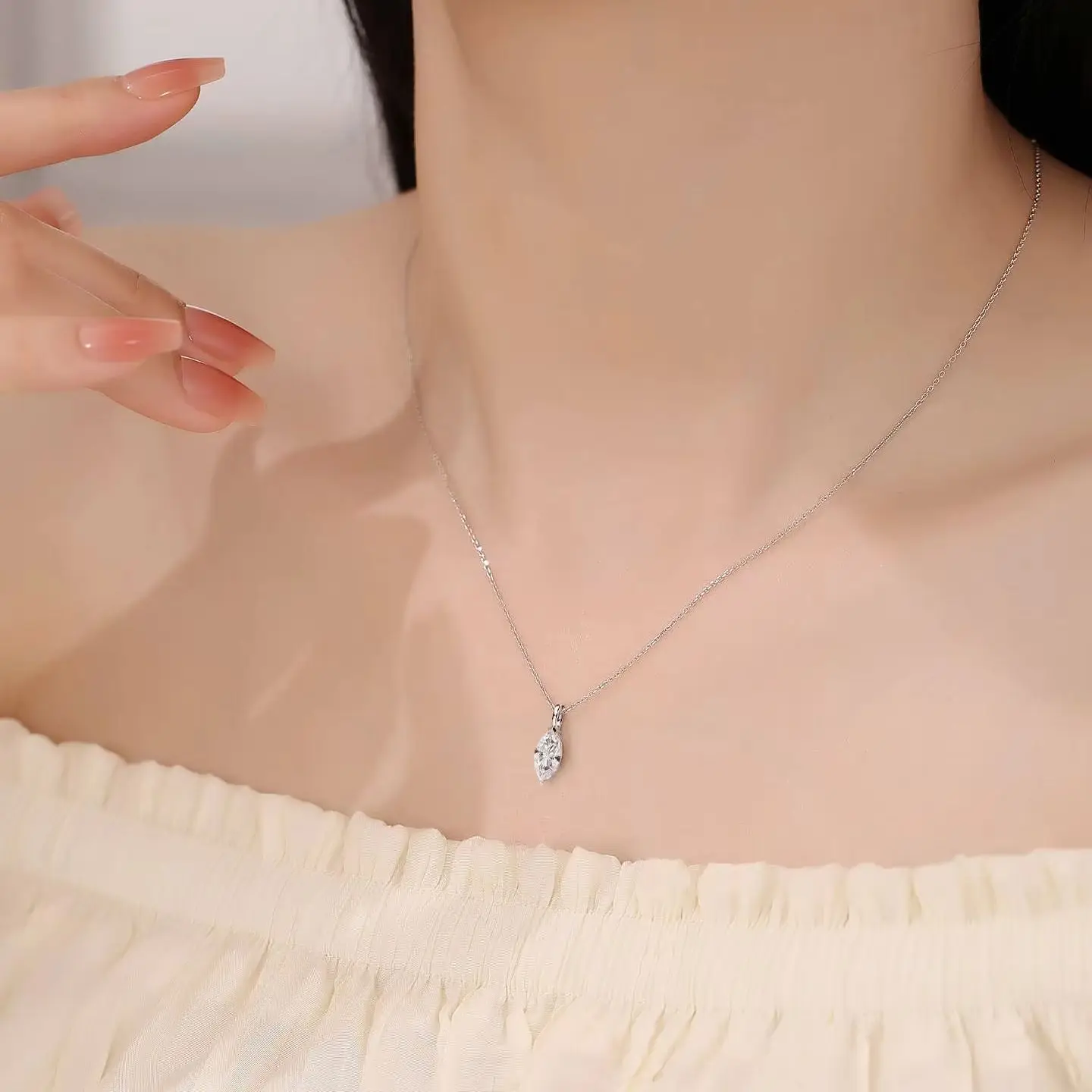 Various Shapes Women's Moissanite Necklace Original 925 Sterling Silver Jewelry Fashion Moissanite Diamond Necklace for Women