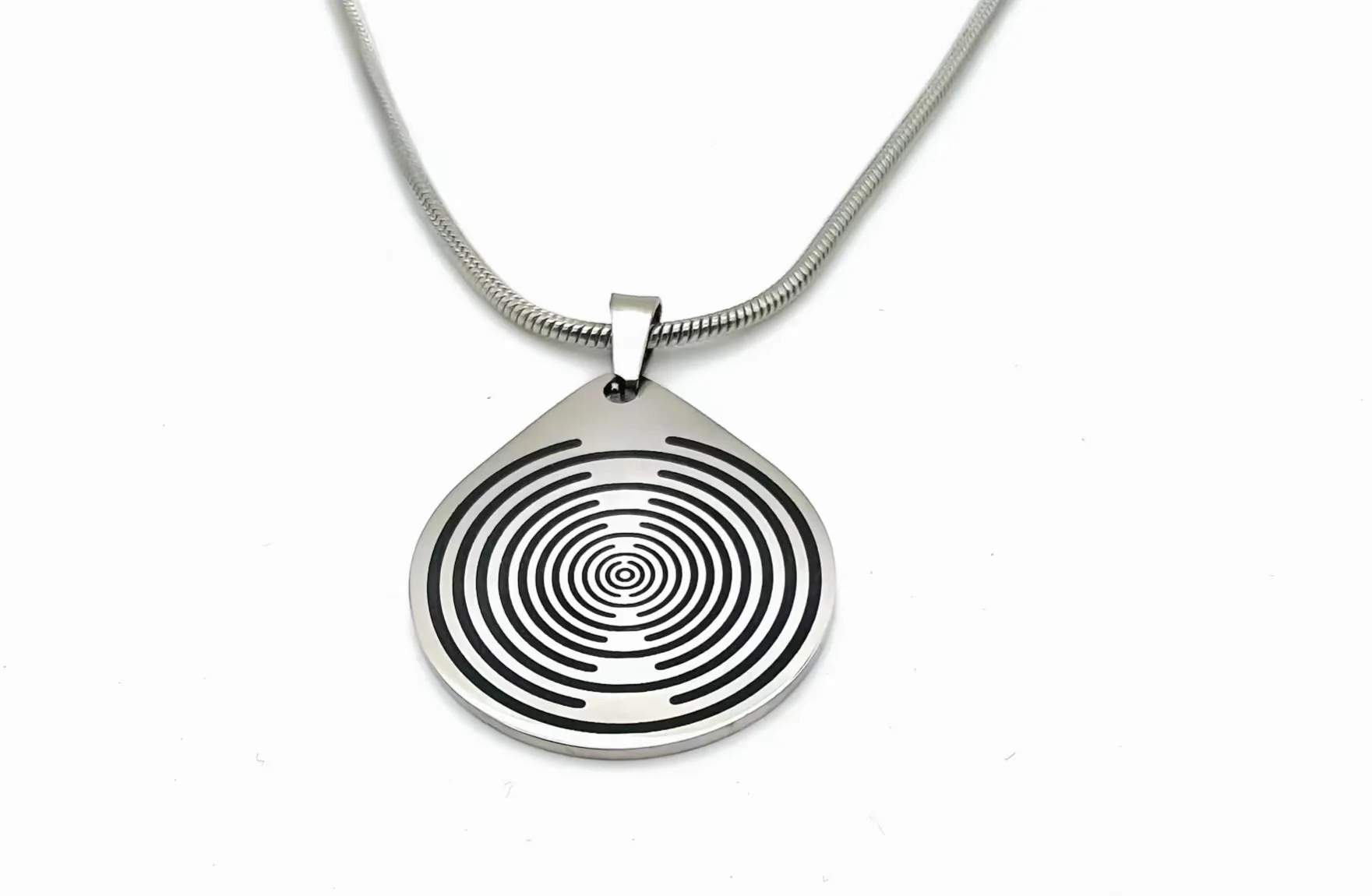 New Lakhovsky MWO EMF Necklace Pendant With Stainless Steel Chain Necklace EMFS Polarizing Feng Shui Disk Antenna Ornament