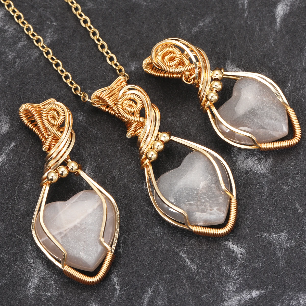 Women's Natural Gemstone Necklace Pendant Moonstone Handmade Copper Stainless Steel Necklace collier Pierre Naturelle Women's Natural Gemstone Necklace Pendant Moonstone Handmade Copper Stainless Steel Necklace collier Pierre Naturelle