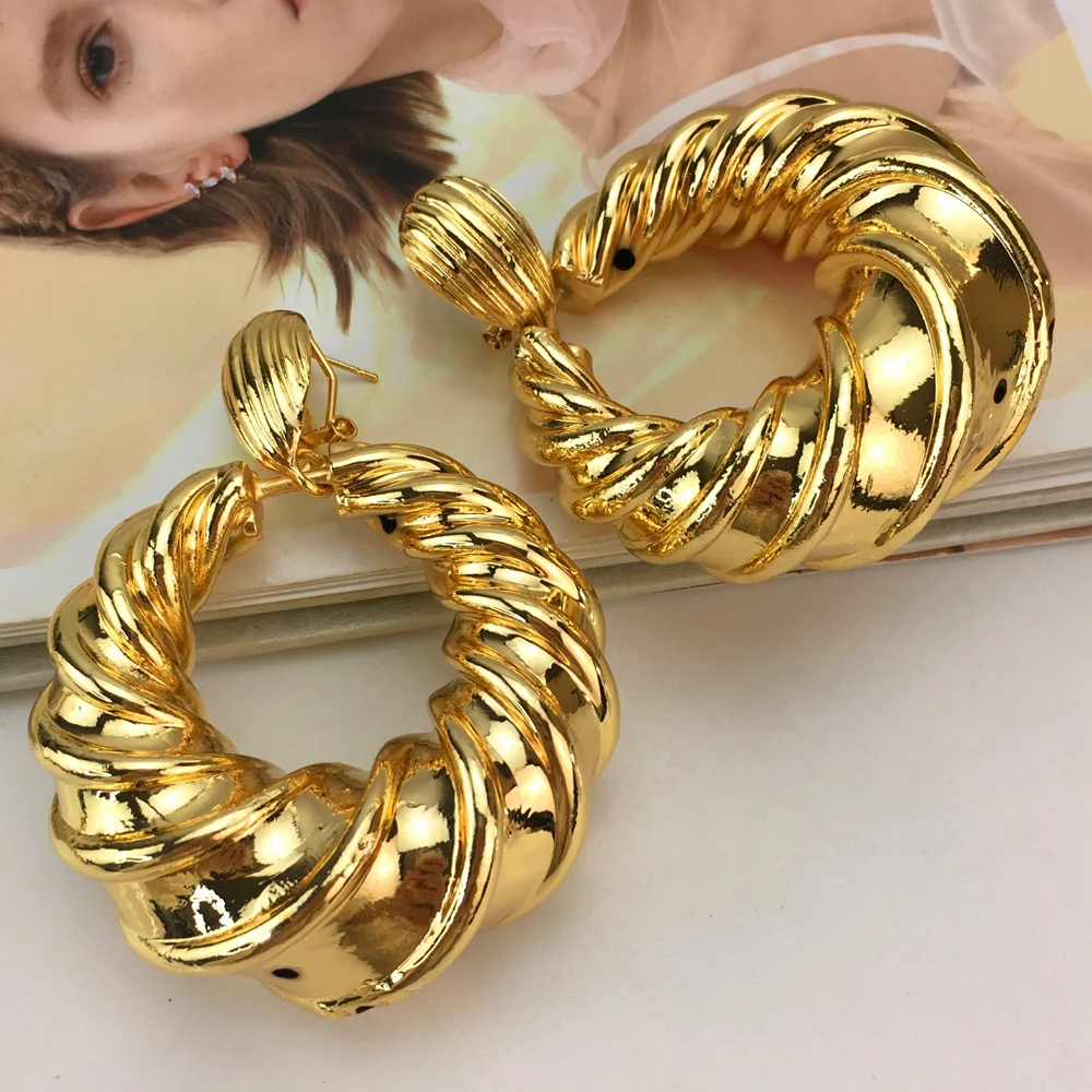 Dubai Gold Color Jewelry Sets For Women Necklace and Earring Fashion Pendant Jewelry Wedding Party Quality Bridal Gift FHK16778