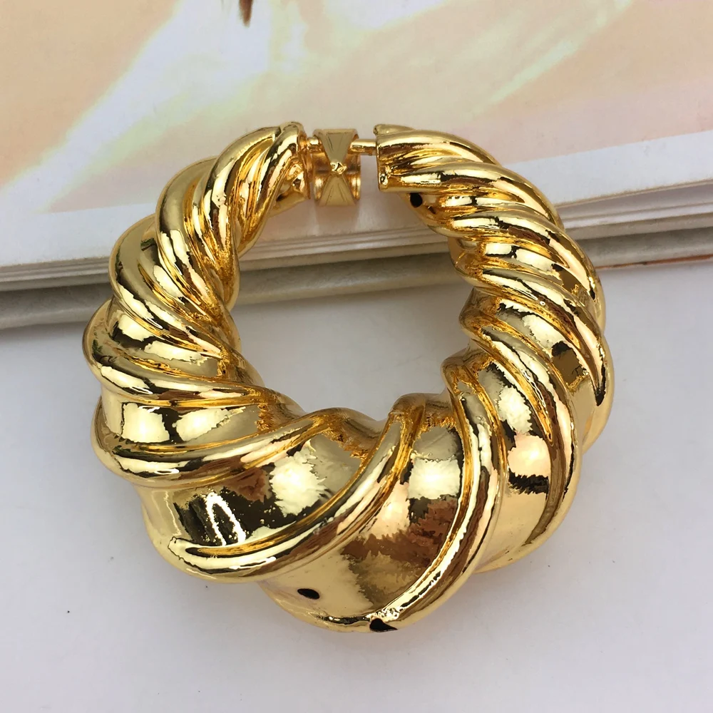 Dubai Gold Color Jewelry Sets For Women Necklace and Earring Fashion Pendant Jewelry Wedding Party Quality Bridal Gift FHK16778