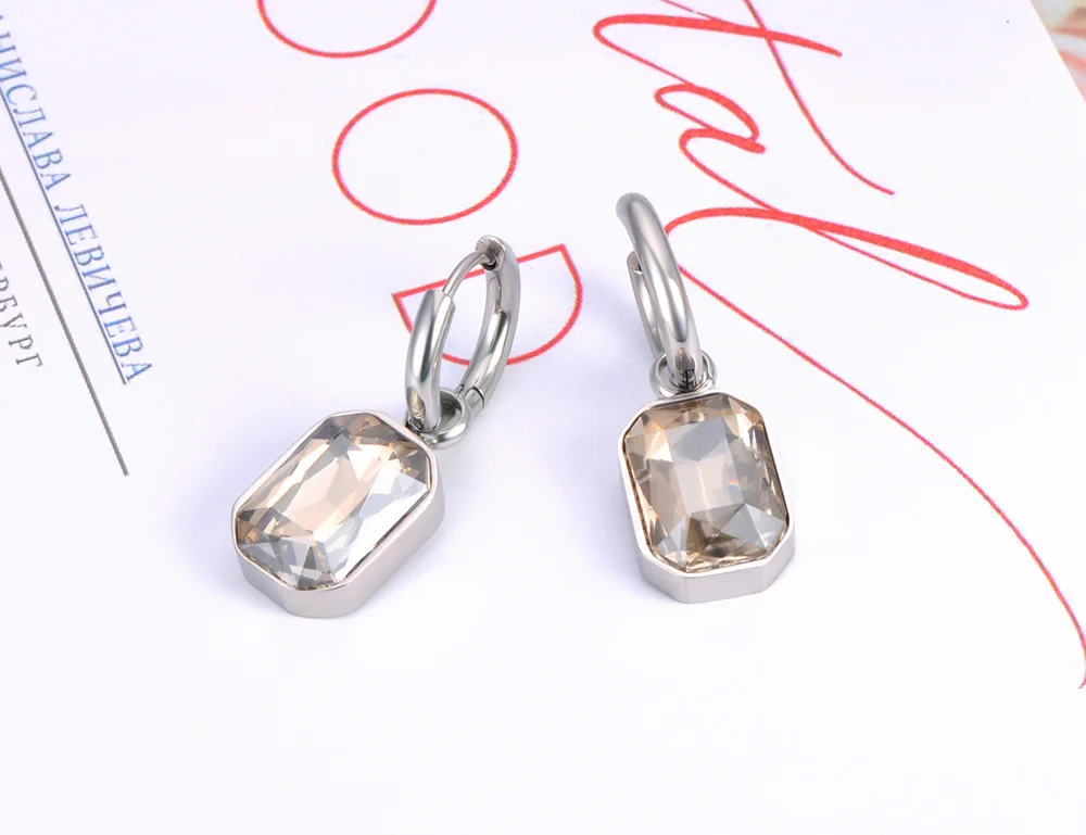 Lokaer Sparkling Stainless Steel Geometric Square Cubic Zirconia Crystal Pendant Necklace Jewelry For Women N23076