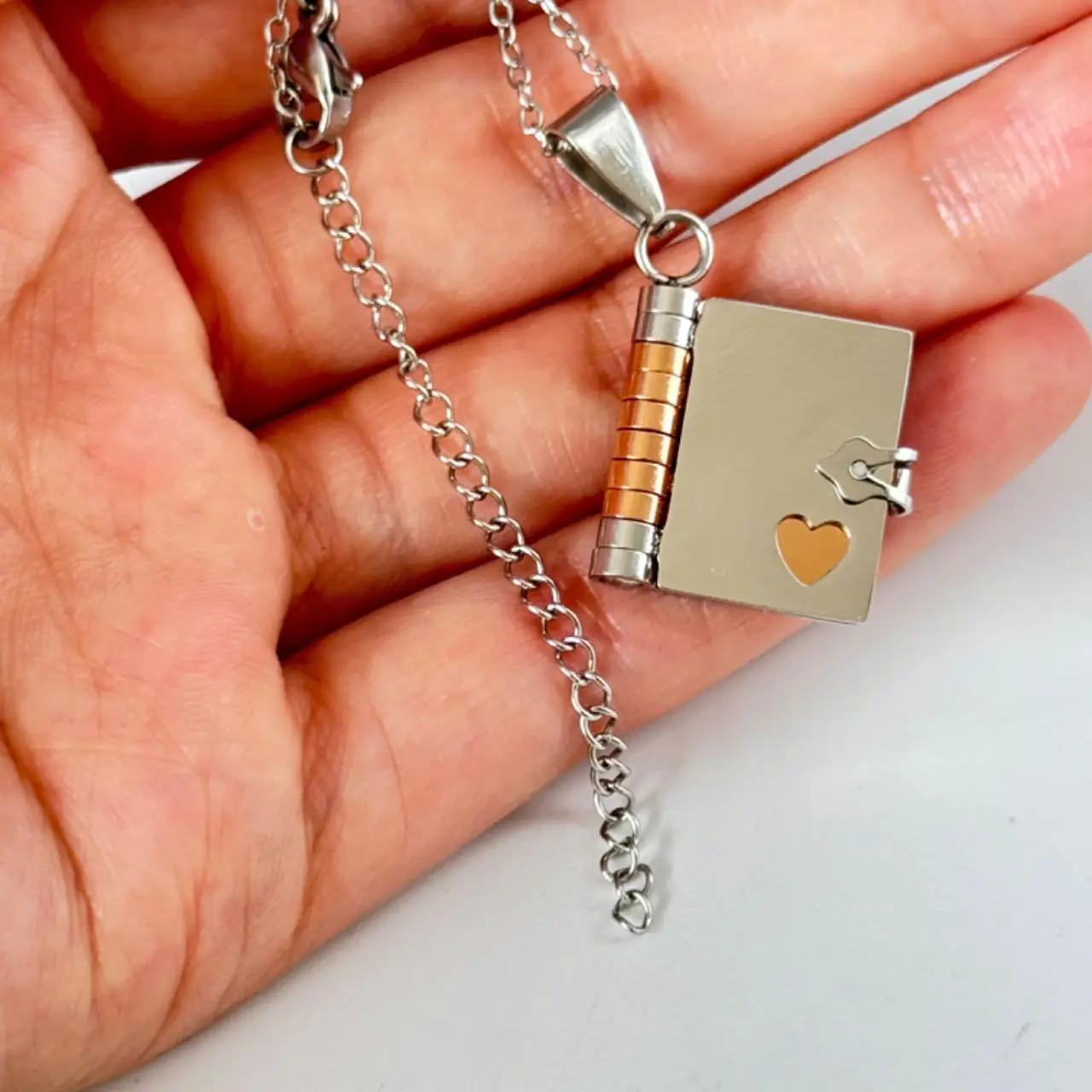 10pcs Stainless Steel Book Pendant Choker Necklaces for Women Men Waterproof Gold Plated Chain Neckalce Unisex Lovers Jewelry 10pcs Stainless Steel Book Pendant Choker Necklaces for Women Men Waterproof Gold Plated Chain Neckalce Unisex Lovers Jewelry