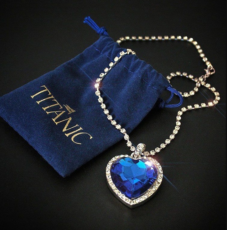 Women's Heart of Ocean Style Pendant Necklace Women's Heart of Ocean Style Pendant Necklace