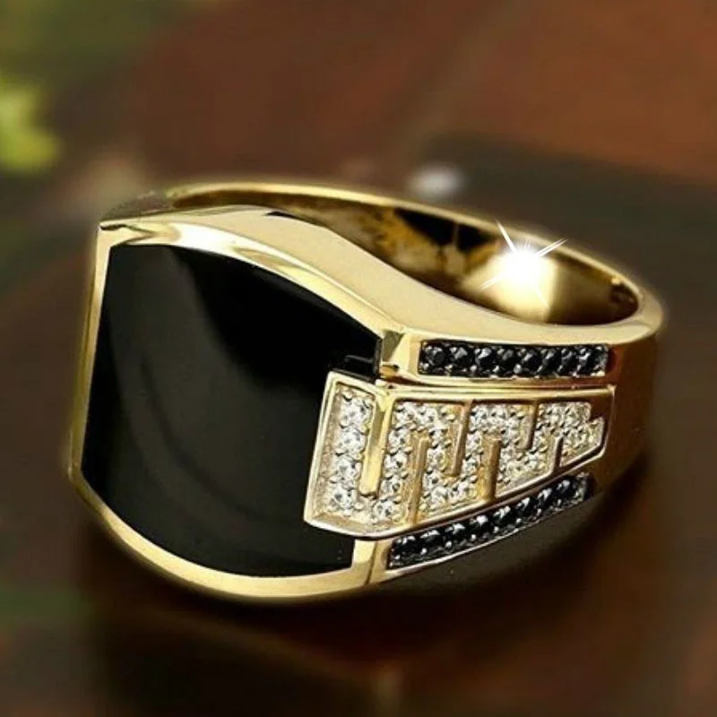 Classic Men’s Ring Fashion Metal Gold Color Inlaid Black Stone Zircon Punk Rings for Men Engagement Wedding Luxury Jewelry Classic Men's Ring Fashion Metal Gold Color Inlaid Black Stone Zircon Punk Rings for Men Engagement Wedding Luxury Jewelry