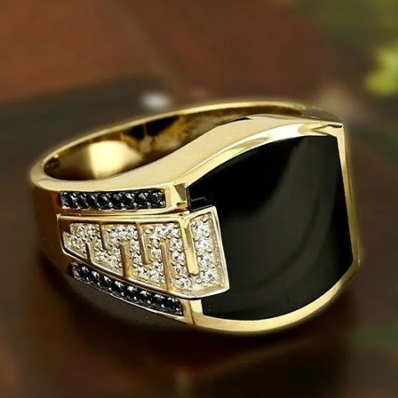 Classic Men’s Ring Fashion Metal Gold Color Inlaid Black Stone Zircon Punk Rings for Men Engagement Wedding Luxury Jewelry Classic Men's Ring Fashion Metal Gold Color Inlaid Black Stone Zircon Punk Rings for Men Engagement Wedding Luxury Jewelry