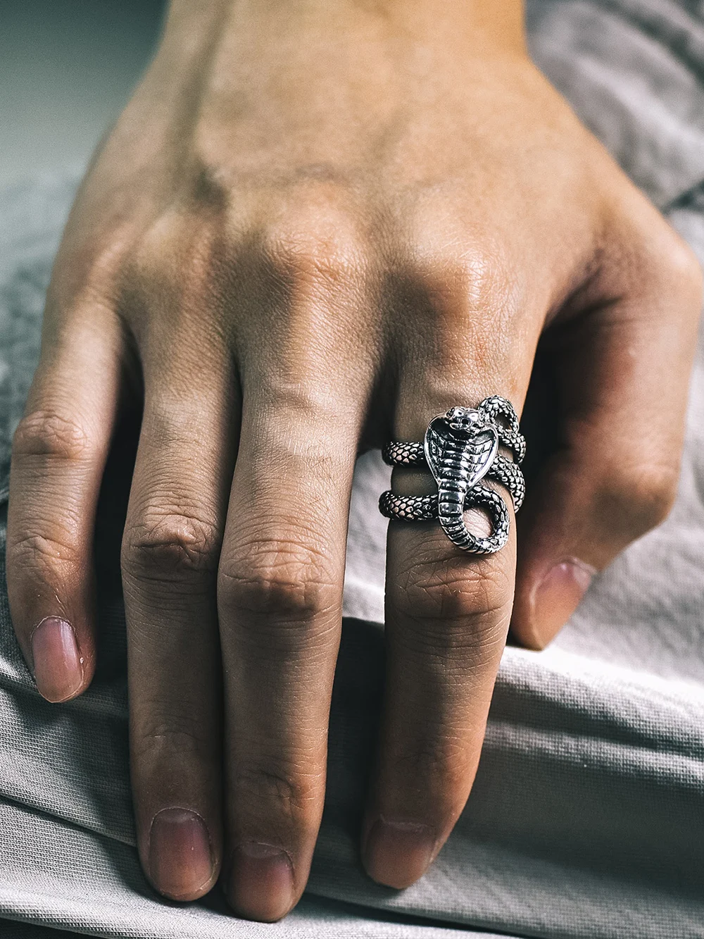 U7 Snake Rings for Man Woman 316L Stainless Steel Medusa Ouroboros Serpent Snake Bones Size 7-14 Gothic Ring Jewelry Gift Choice