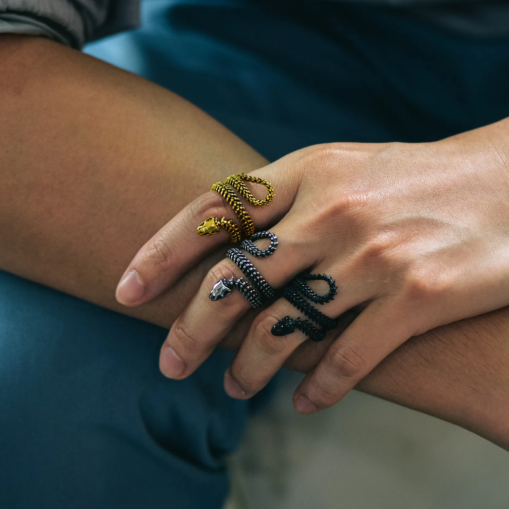 U7 Snake Rings for Man Woman 316L Stainless Steel Medusa Ouroboros Serpent Snake Bones Size 7-14 Gothic Ring Jewelry Gift Choice