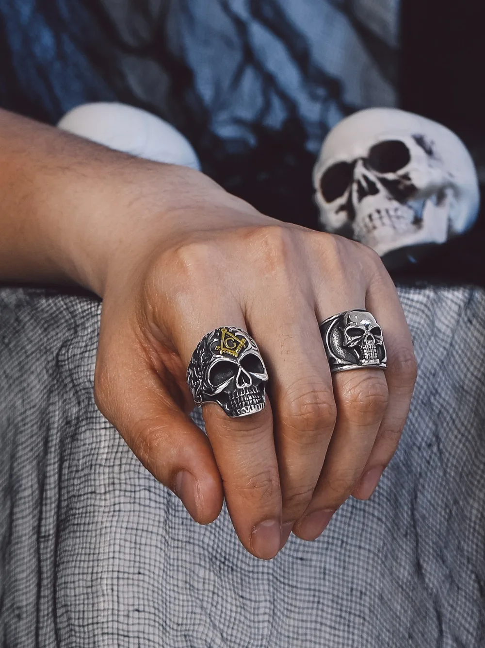 U7 Stainless Steel Big Skull Rings for Man Woman Size 7-14 Cross 3D Skeleton Cuban Chain Celtic Knot Pattern Gothic Punk Jewelry U7 Stainless Steel Big Skull Rings for Man Woman Size 7-14 Cross 3D Skeleton Cuban Chain Celtic Knot Pattern Gothic Punk Jewelry