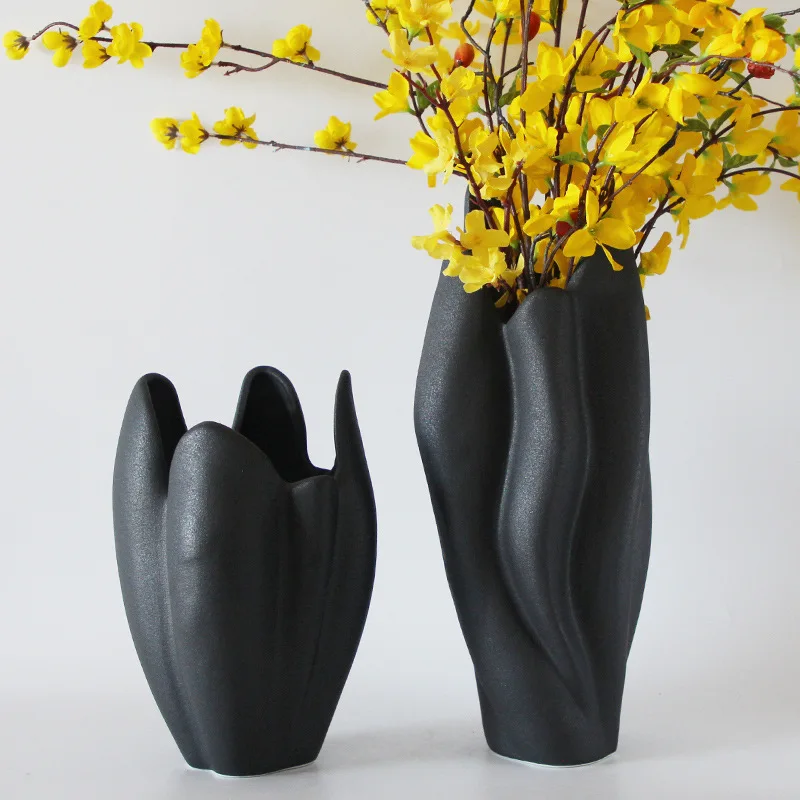Ceramic Vase Nordic Living Room Black Flower Vase Desk Decoration Dried Flower Flame Living Room Desktop Art Flower Pot