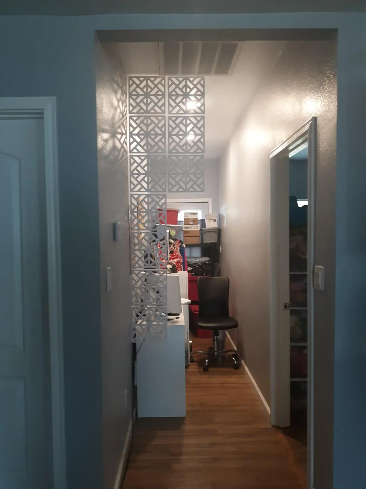 Hanging Room Divider Panels,10 Pieces Wood-Plastic Screen Panels Wall Divider Partition Home Office Decoration