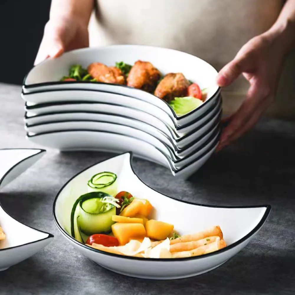 5 Piece Reunion Ceramic Dinnerware Set Moon Shaped Hot Pot Plate Flexible Combination of Plates According to Food Consumption 5 Piece Reunion Ceramic Dinnerware Set Moon Shaped Hot Pot Plate Flexible Combination of Plates According to Food Consumption